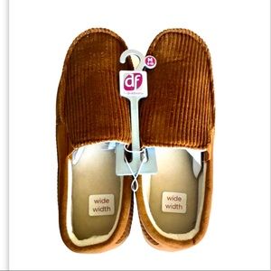 NWT Men’s Dear-Forms Wide With Slip-Ons Size 9-10